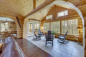 Rustic Tustin Cabin on 7 Acres w/ Fire Pit & Porch