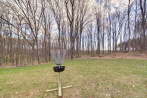 Rustic Tustin Cabin on 7 Acres w/ Fire Pit & Porch