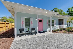 Lovely Vacation Home ~ 1 Mi to Ocean Isle Beach!