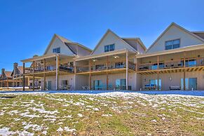 Lampe Retreat w/ Pool Access - Walk to Lake!