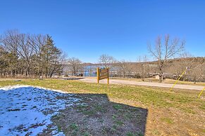 Lampe Retreat w/ Pool Access - Walk to Lake!