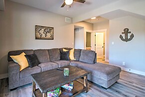 Lampe Retreat w/ Pool Access - Walk to Lake!