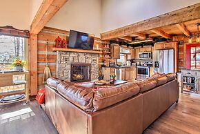 Panoramic-view Gatlinburg Cabin w/ Private Hot Tub