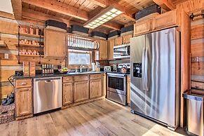 Panoramic-view Gatlinburg Cabin w/ Private Hot Tub