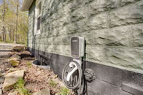 Mid-century Modern Fayetteville Home Close to Town