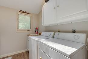 Spacious Decks & Dock: Margaritaville Home!