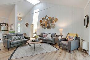 Spacious Decks & Dock: Margaritaville Home!