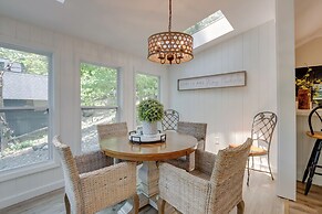 Spacious Decks & Dock: Margaritaville Home!