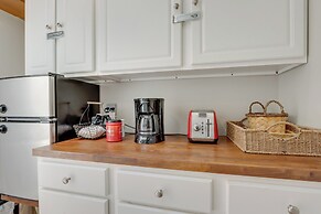 Spacious Decks & Dock: Margaritaville Home!