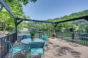 Spacious Decks & Dock: Margaritaville Home!