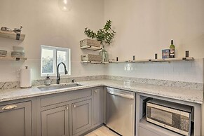 Modern Cottage Escape On Table Rock Lake!