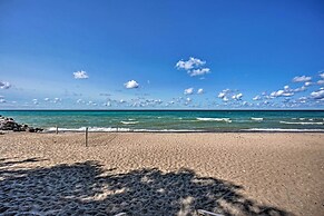 Luxury Family Home w/ Deck, Swim Spa & Grill!