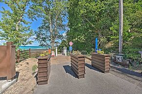 Luxury Family Home w/ Deck, Swim Spa & Grill!