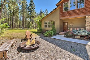 Modern-rustic Ronald Getaway: Hot Tub, Grill!