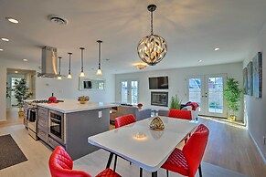 Oceanside Home w/ Patio & Grill, Walk to Beach!