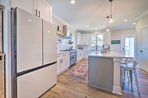 Modern Home w/ Rooftop Deck, Walk to Beach!