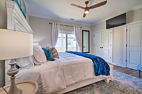 Modern Home w/ Rooftop Deck, Walk to Beach!