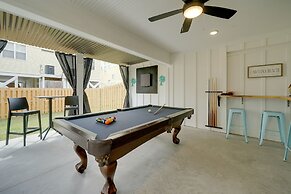 Modern Home w/ Rooftop Deck, Walk to Beach!