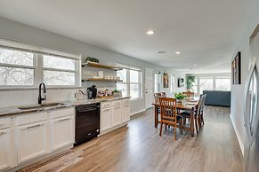 Modern Flower Mound Home < 2 Mi to River Walk