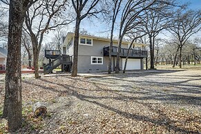 Modern Flower Mound Home < 2 Mi to River Walk
