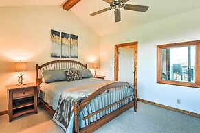 Mountain-view Blue Ridge Condo: 36 Mi to Asheville