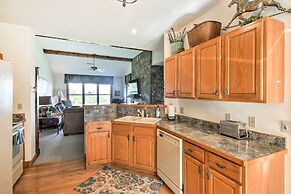 Mountain-view Blue Ridge Condo: 36 Mi to Asheville