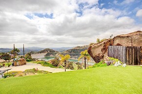 Mountaintop Ramona Home: Private Pool, Near Lake!