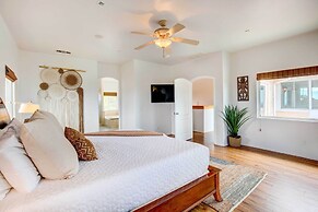 Mountaintop Ramona Home: Private Pool, Near Lake!