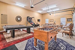 Magnificent Branson Hideaway w/ Game Room!