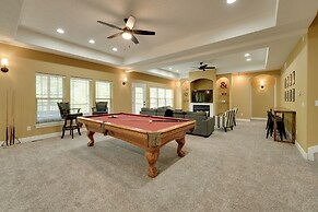4 Mi to Branson Landing: Huge Home w/ Game Room!