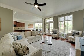 4 Mi to Branson Landing: Huge Home w/ Game Room!
