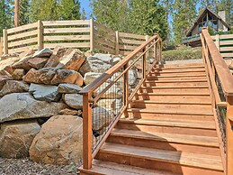 Luxury Retreat: Custom Mi-wuk Village Cabin!