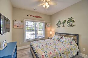 Ocean Isle Beach Home w/ Shared Lanai & Grill