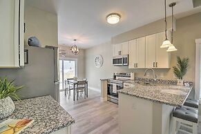 Ocean Isle Beach Home w/ Shared Lanai & Grill