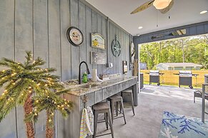 Ocean Isle Beach Home w/ Shared Lanai & Grill