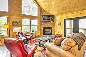 Murphy Mtn Retreat: Wraparound Deck & Hot Tub