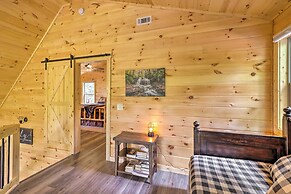Murphy Mtn Retreat: Wraparound Deck & Hot Tub