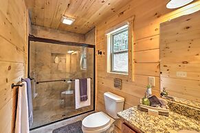 Murphy Mtn Retreat: Wraparound Deck & Hot Tub