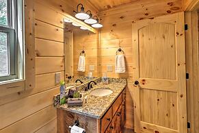 Murphy Mtn Retreat: Wraparound Deck & Hot Tub