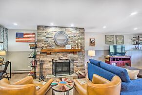 Main St Red River Ski Condo w/ Mountain View!