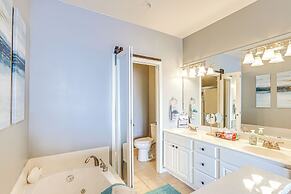 Osage Beach Condo Near Hiking & Shopping!