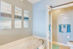 Osage Beach Condo Near Hiking & Shopping!