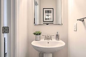 3 Mi to Bethany Beach: Townhome w/ Fire Pit