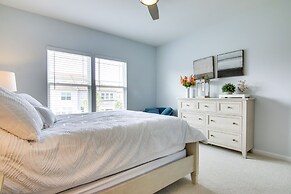 3 Mi to Bethany Beach: Townhome w/ Fire Pit