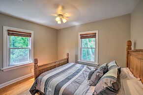 Pet-friendly Lake Getaway: 1 Block to Beach!