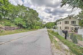 Pet-friendly Lake Getaway: 1 Block to Beach!