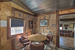 Pet-friendly Vacation Rental in Braymer!