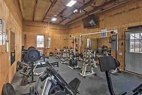 Pet-friendly Vacation Rental in Braymer!