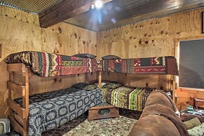 Pet-friendly Vacation Rental in Braymer!