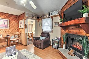 Gatlinburg Home w/ Hot Tub ~ 4 Mi to Town!